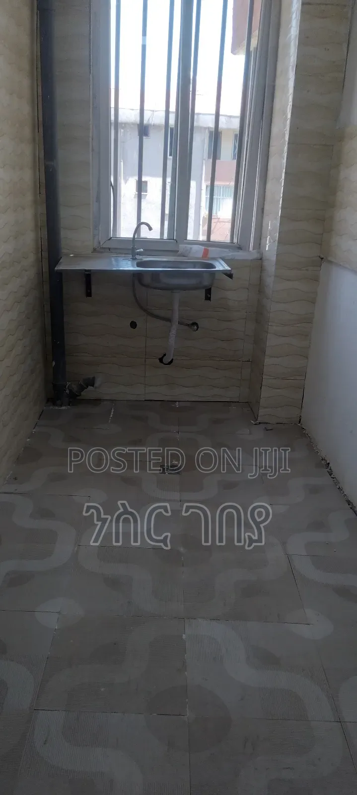 Furnished 3bdrm Condo in Ayat Mekedonia, Yeka for rent