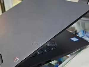 Photo - New Laptop Lenovo Thinkpad X1 Yoga 16GB Intel Core I7 SSD 512GB