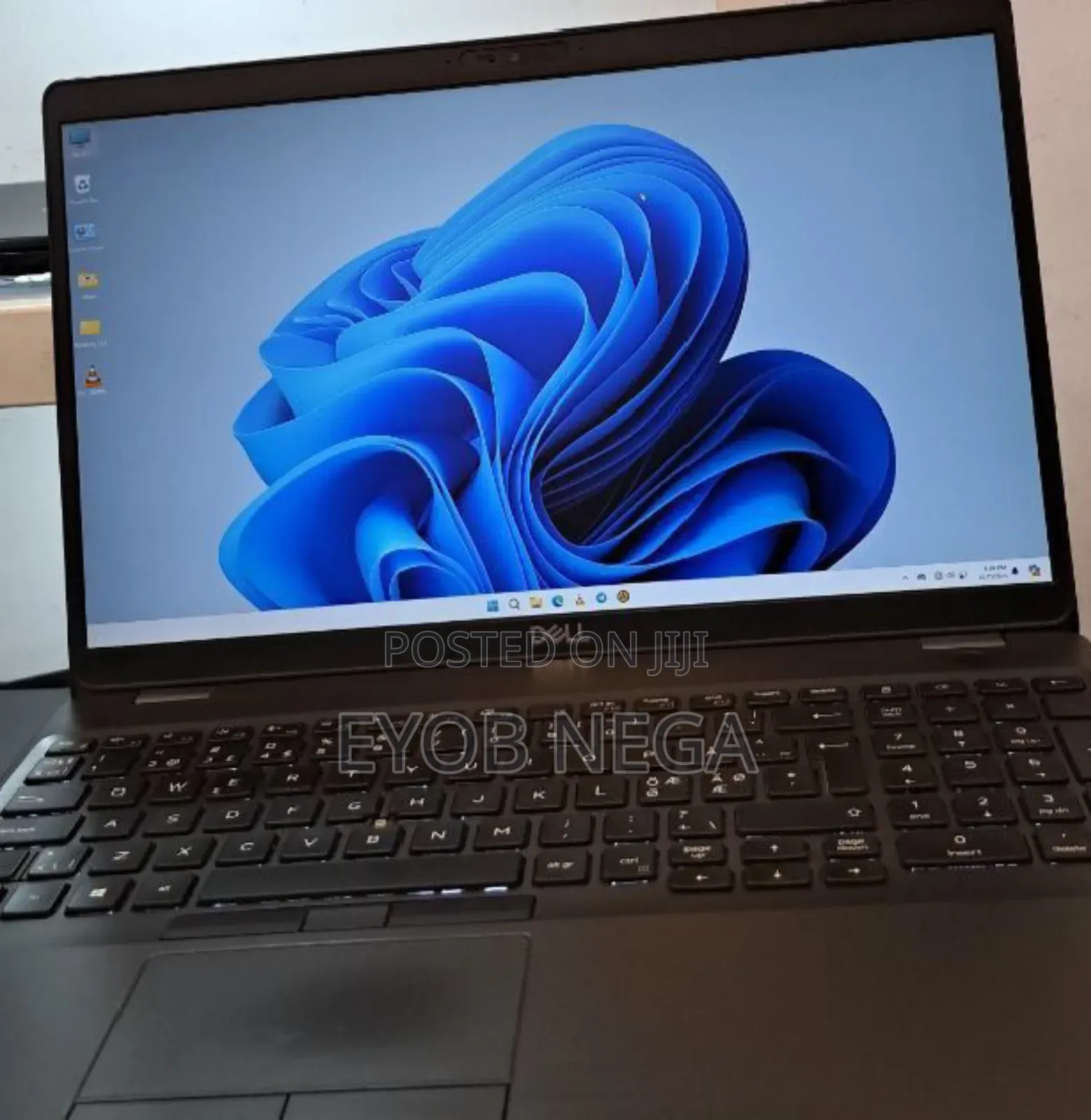 New Laptop Dell Latitude 15 3560 16GB Intel Core I5 SSD 256GB