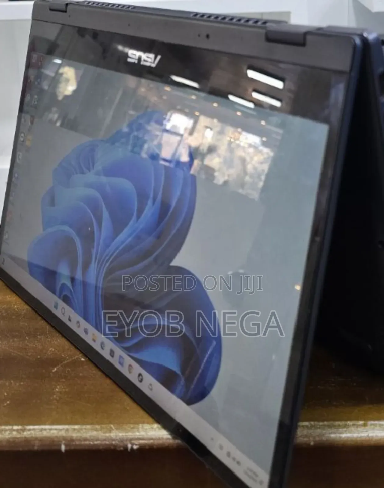 New Laptop Asus VivoBook Flip 14 TP401CA 4GB Intel Core I3 SSD 256GB