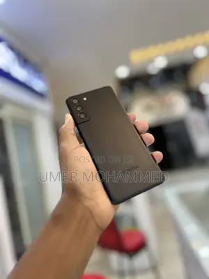 Photo - Samsung Galaxy S21+ 5G 256 GB Black