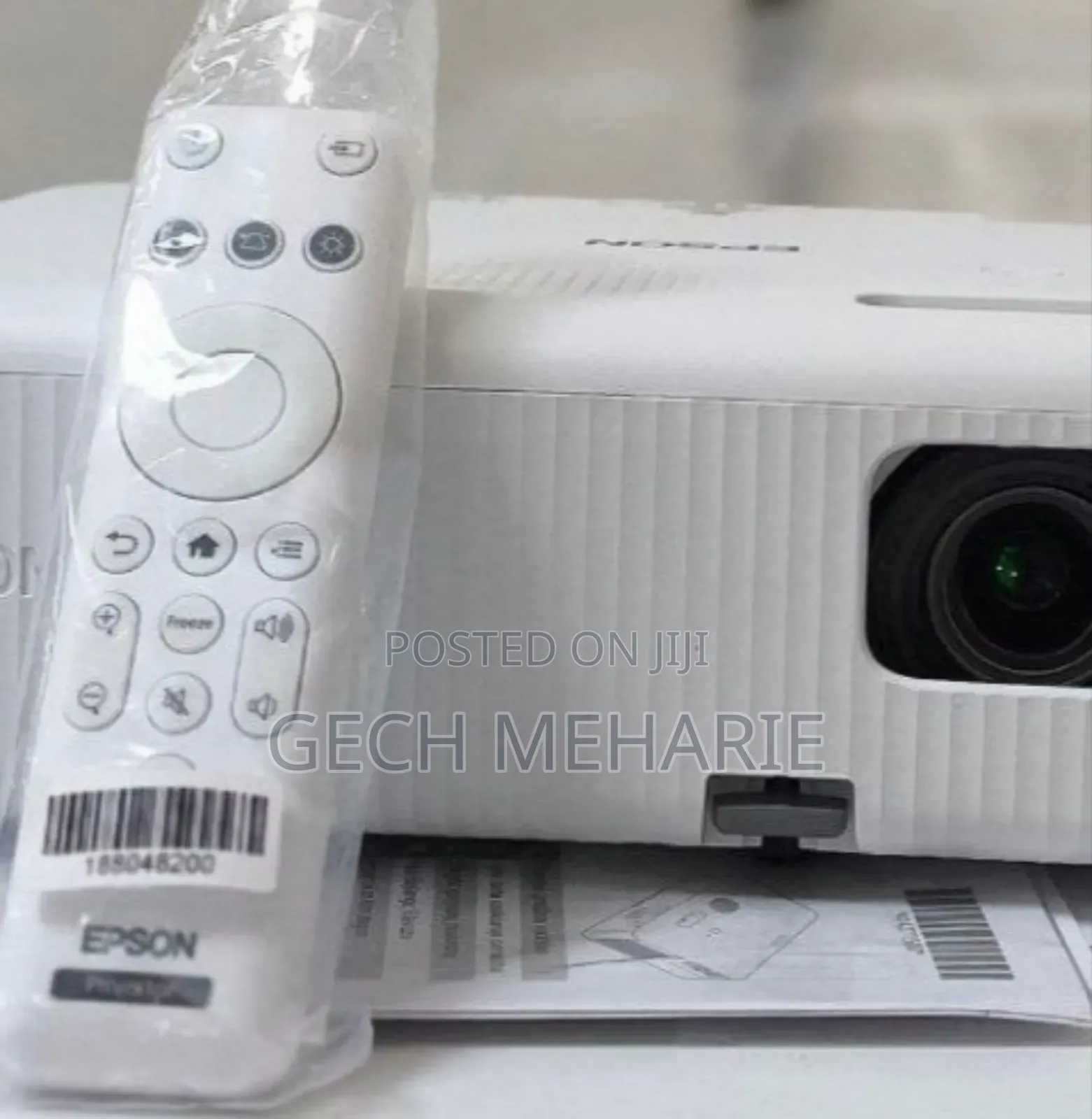 Brand New Epson Projector CO-W01 With Manu