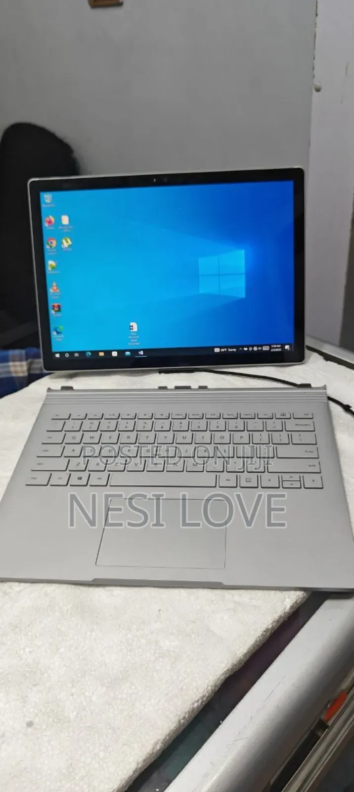 New Laptop Microsoft Surface Book 8GB Intel Core I5 SSD 512GB
