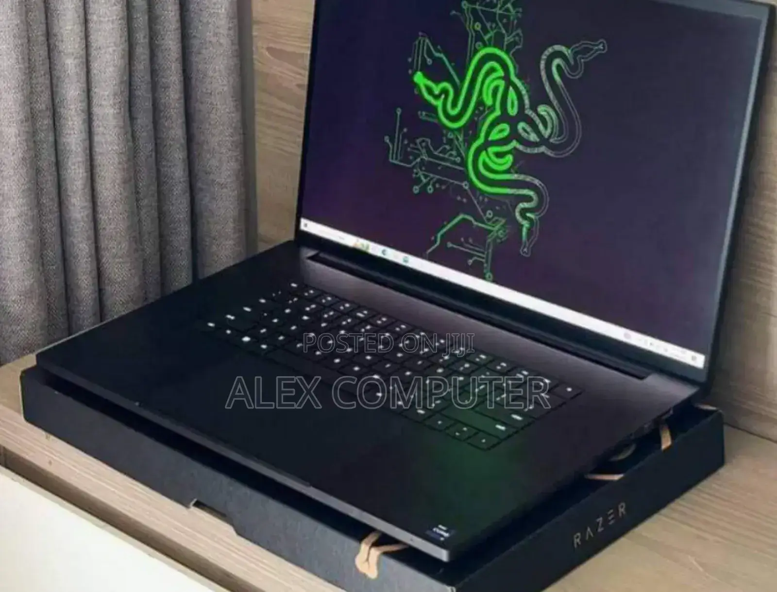 New Laptop Razer Blade 32GB Intel Core I7 SSD 1T