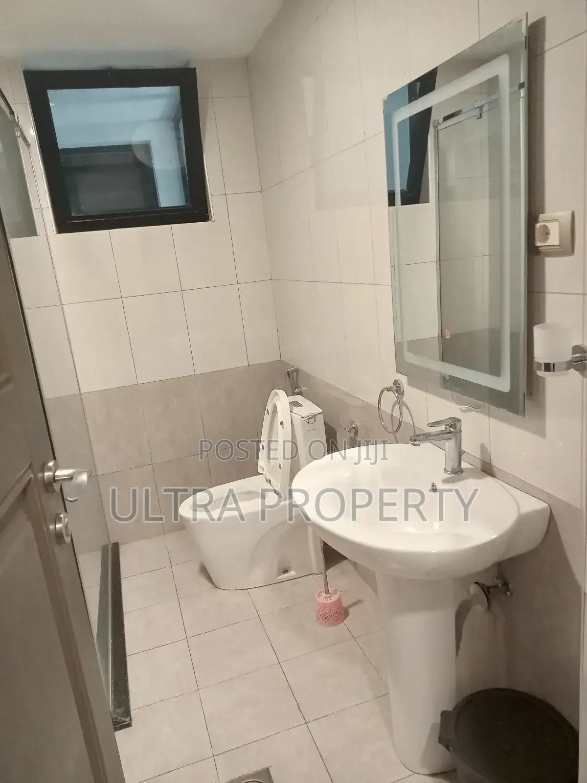 Furnished 4bdrm Apartment in Bole for rent