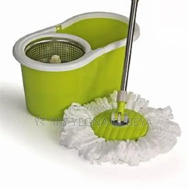 Eight Rotating Mop