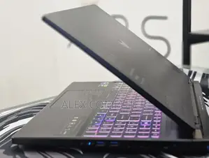 New Laptop Acer Predator Helios Neo 16 24GB Intel Core I7 SSD 1T