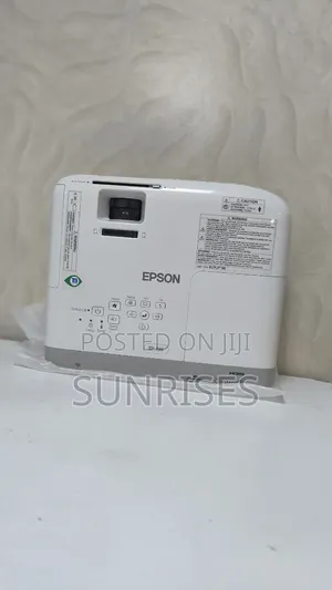 New Epson X39 Projecter