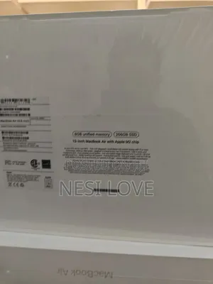 New Laptop Apple MacBook Air 2022 M2 16GB SSD 256GB