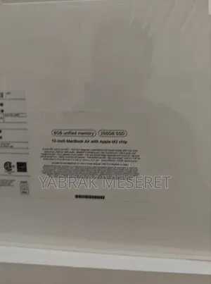 New Laptop Apple MacBook Air 2022 M2 8GB Apple M2 SSD 256GB