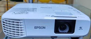 New Epson Projector EB-X39 Brand: Epson Colour Bright