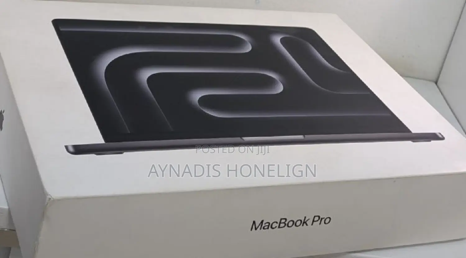 New Laptop Apple MacBook Pro 24GB Apple M4 Pro SSD 512GB