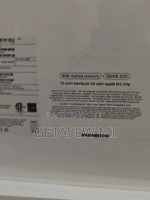 New Laptop Apple MacBook Air 2022 M2 8GB Apple M2 SSD 256GB