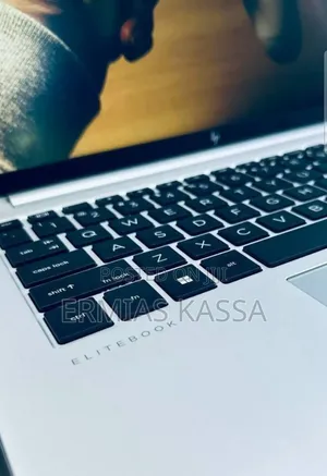 New Laptop HP EliteBook 840 G9 16GB Intel Core I7 SSD 512GB