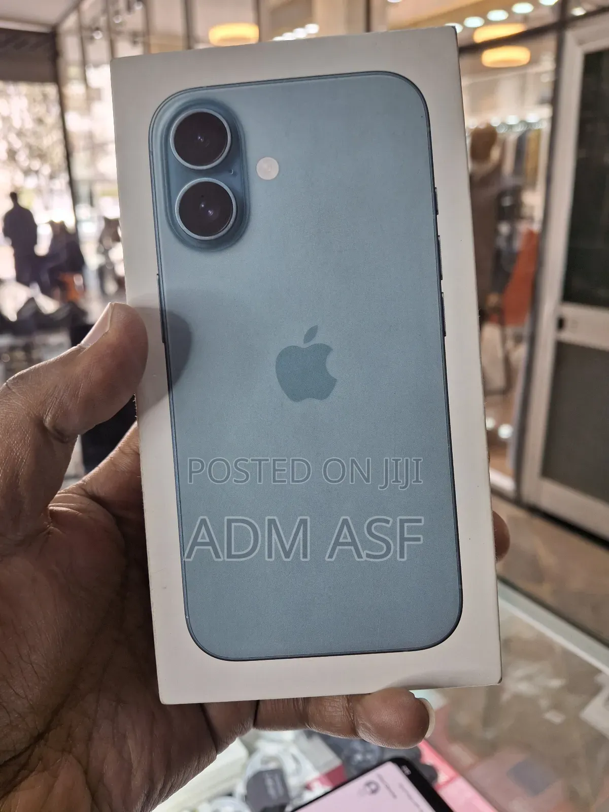 New Apple iPhone 16 128 GB