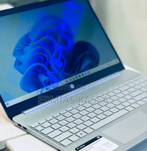 New Laptop HP Stream Notebook 8GB AMD Ryzen 5 SSD 512GB