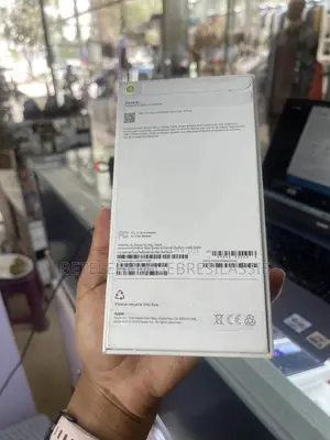 New Apple iPhone 16 128 GB Blue