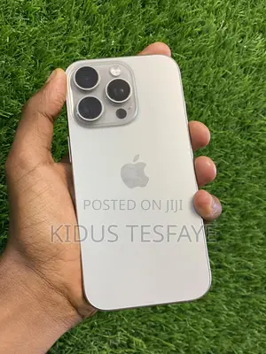 New Apple iPhone 16 Pro 256 GB Silver