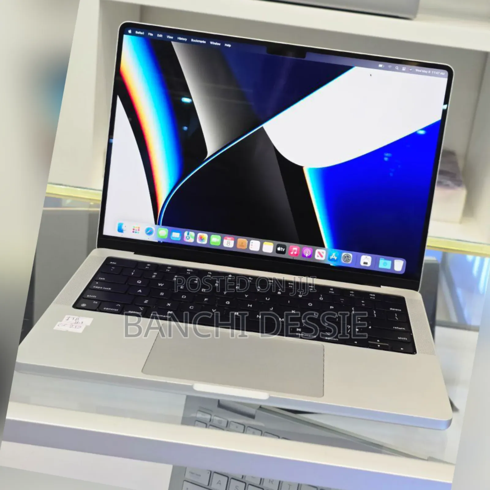 New Laptop Apple MacBook Pro M1 16GB Apple M1 SSD 512GB