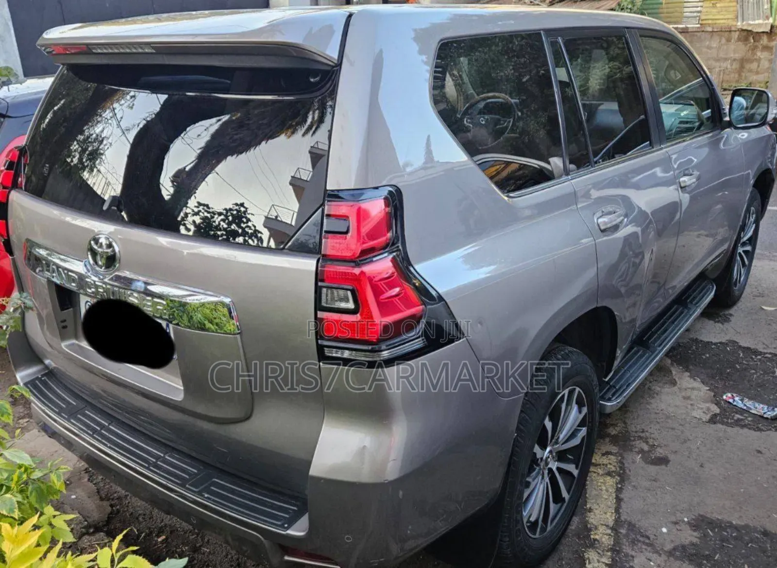 Toyota Land Cruiser Prado 2.8 2020 Gold