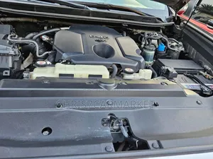 Toyota Land Cruiser Prado 2.8 2020 Gold