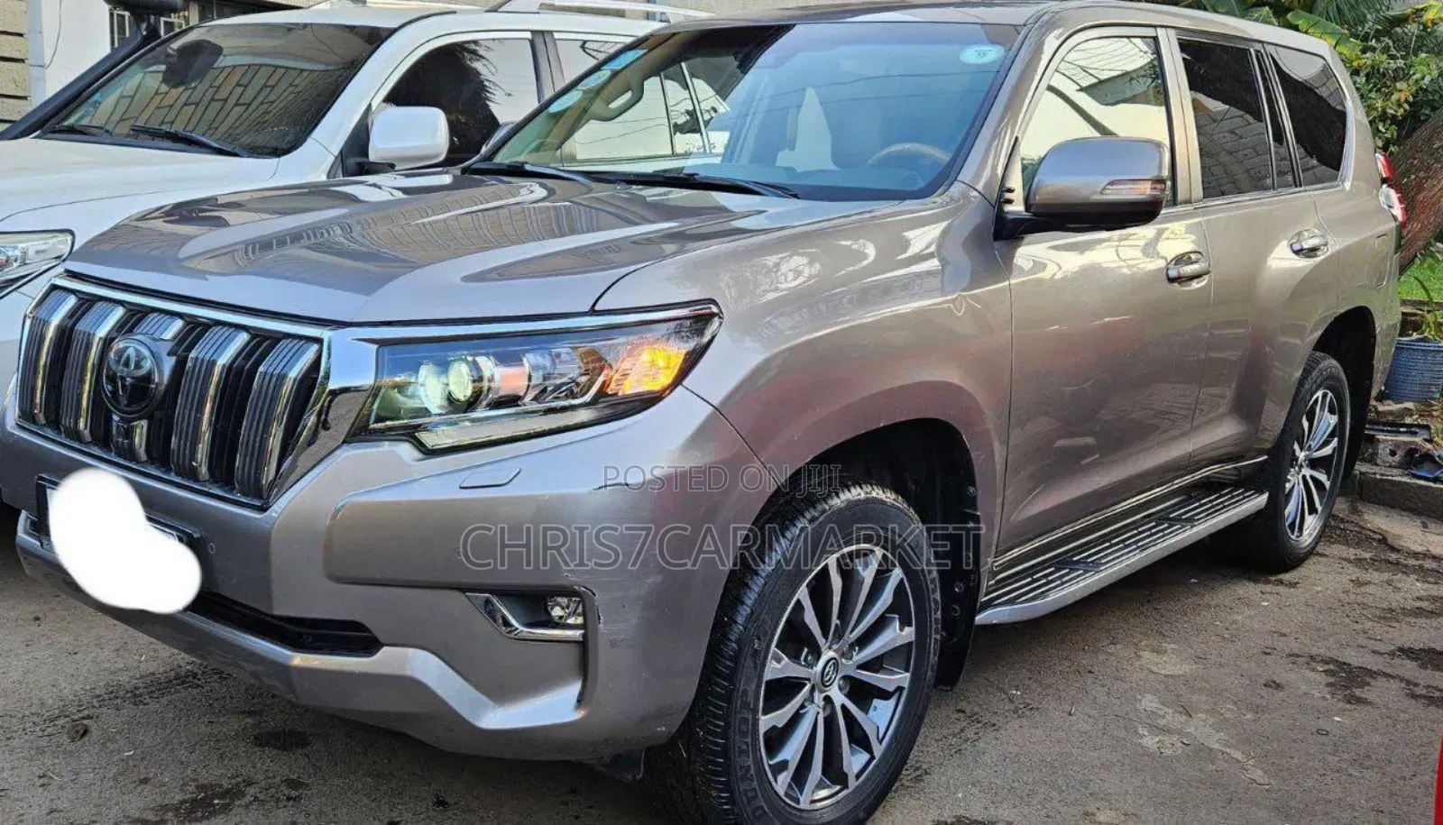 Toyota Land Cruiser Prado 2.8 2020 Gold