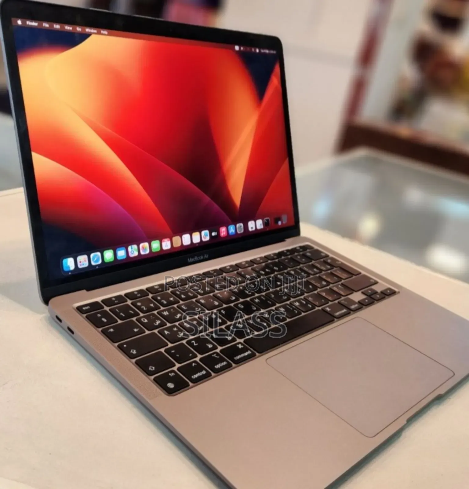 New Laptop Apple MacBook Air 2020 M1 8GB Apple M1 SSD 256GB