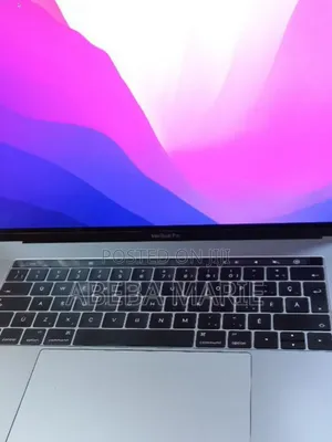 New Laptop Apple MacBook Pro 2016 16GB Intel Core I7 SSD 512GB