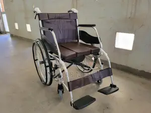 Toilet Wheelchair●翊black Medequip MEBBWC1 Basic Wheelchair