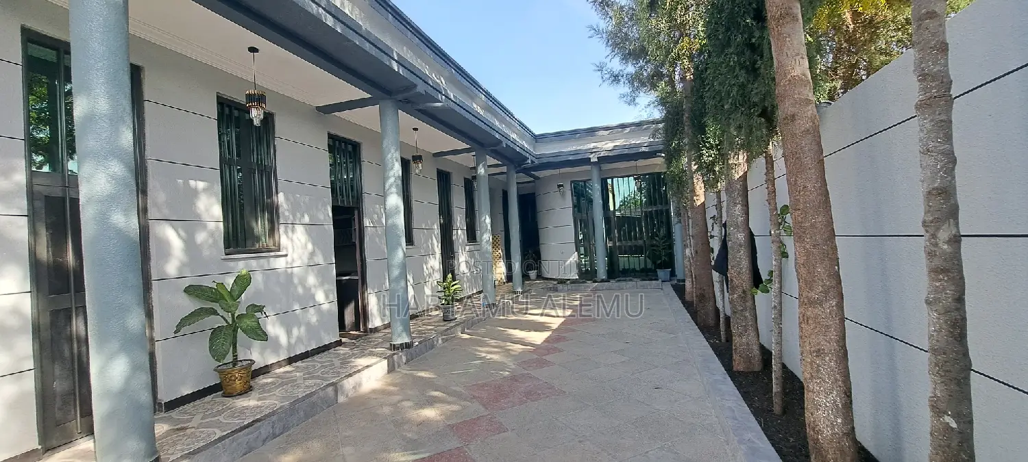 Furnished 5bdrm House in East Shewa for sale