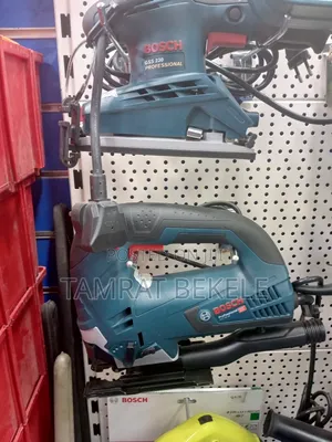 Photo - Gigsaw Machine