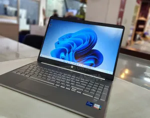 New Laptop HP Stream Notebook 8GB Intel Core I5 SSD 512GB