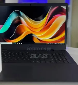 New Laptop Dell Inspiron 3541 8GB Intel Core I5 SSD 256GB