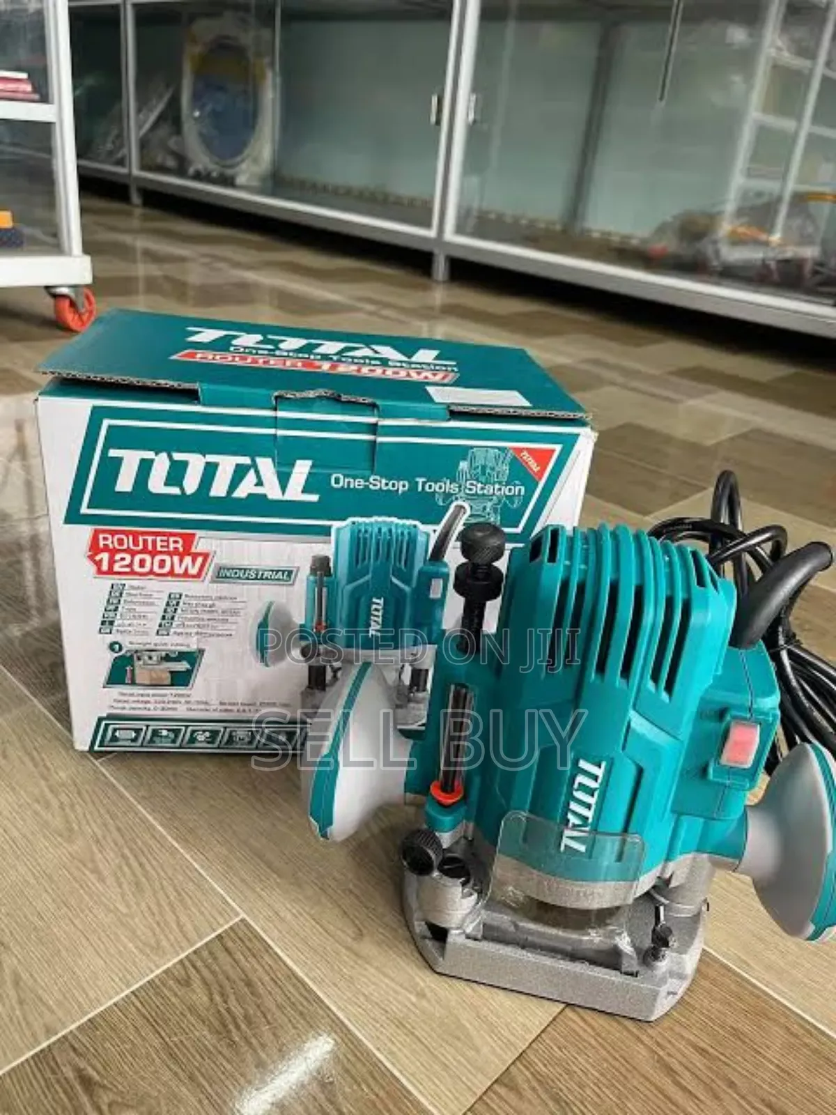 Total Plunge Router 1200W