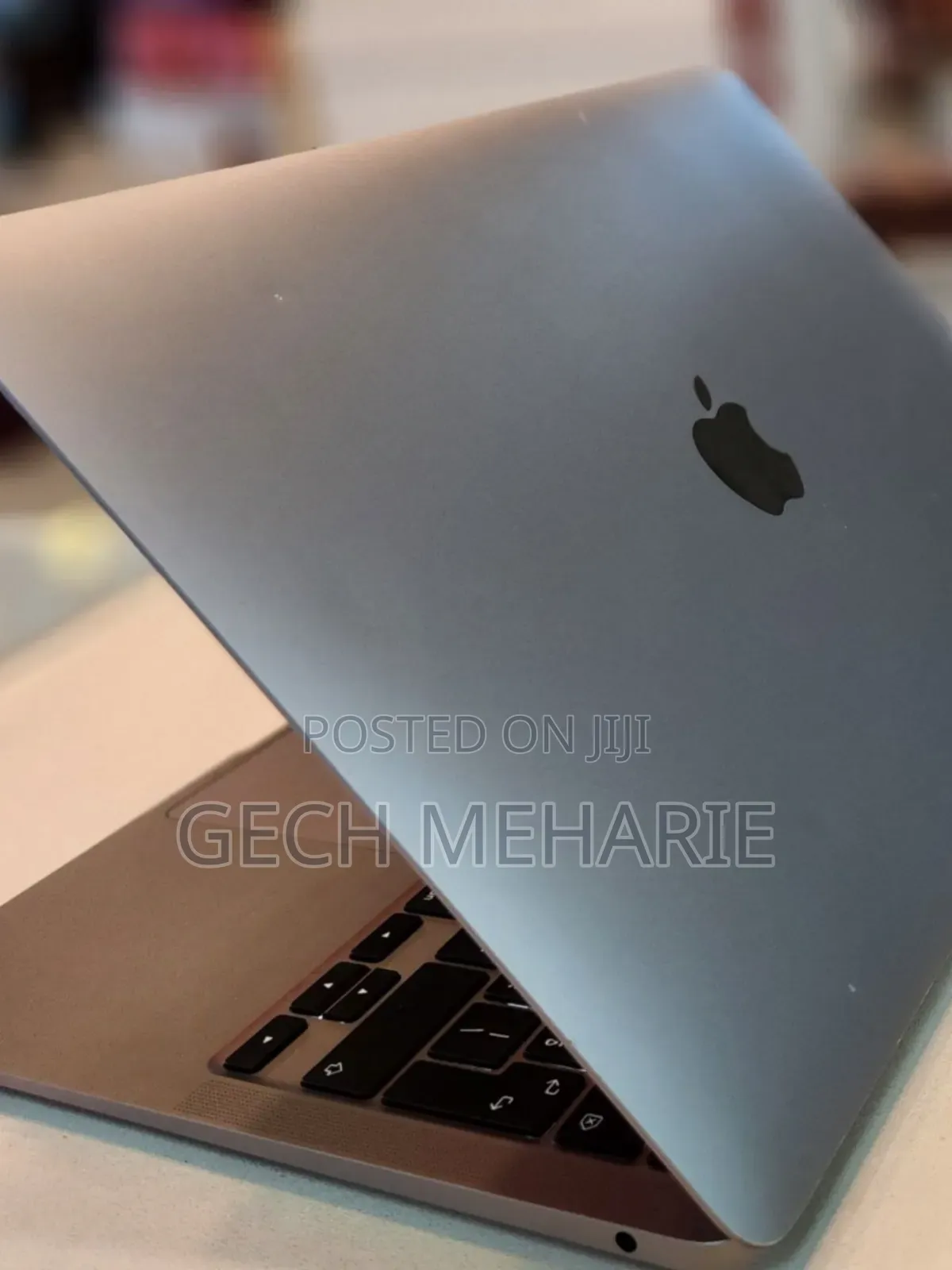 New Laptop Apple MacBook Air 2020 M1 8GB Apple M1 SSD 256GB