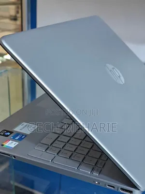Photo - New Laptop HP Stream Notebook 16GB Intel Core I5 SSD 512GB