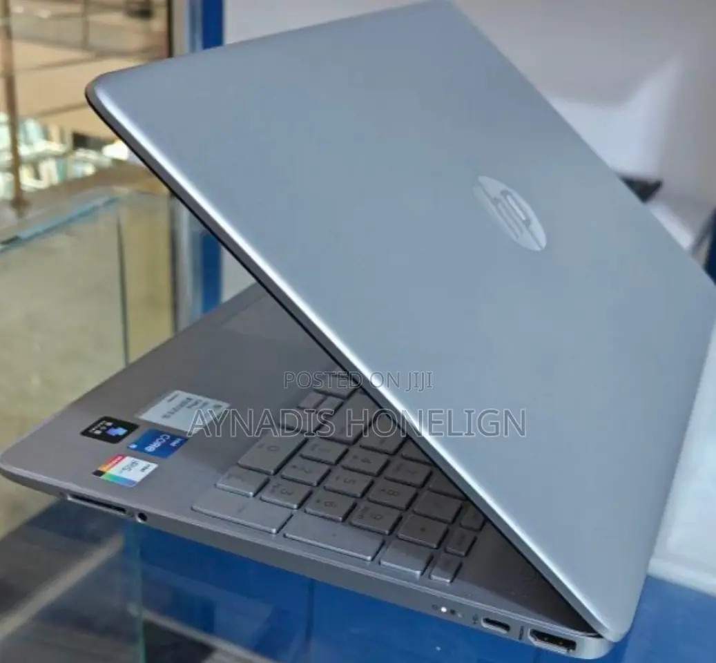 New Laptop HP Stream Notebook 16GB Intel Core I5 SSD 512GB