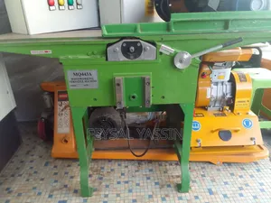 መሰንተቂያ ማሽን ባለ 30 Model Mq443