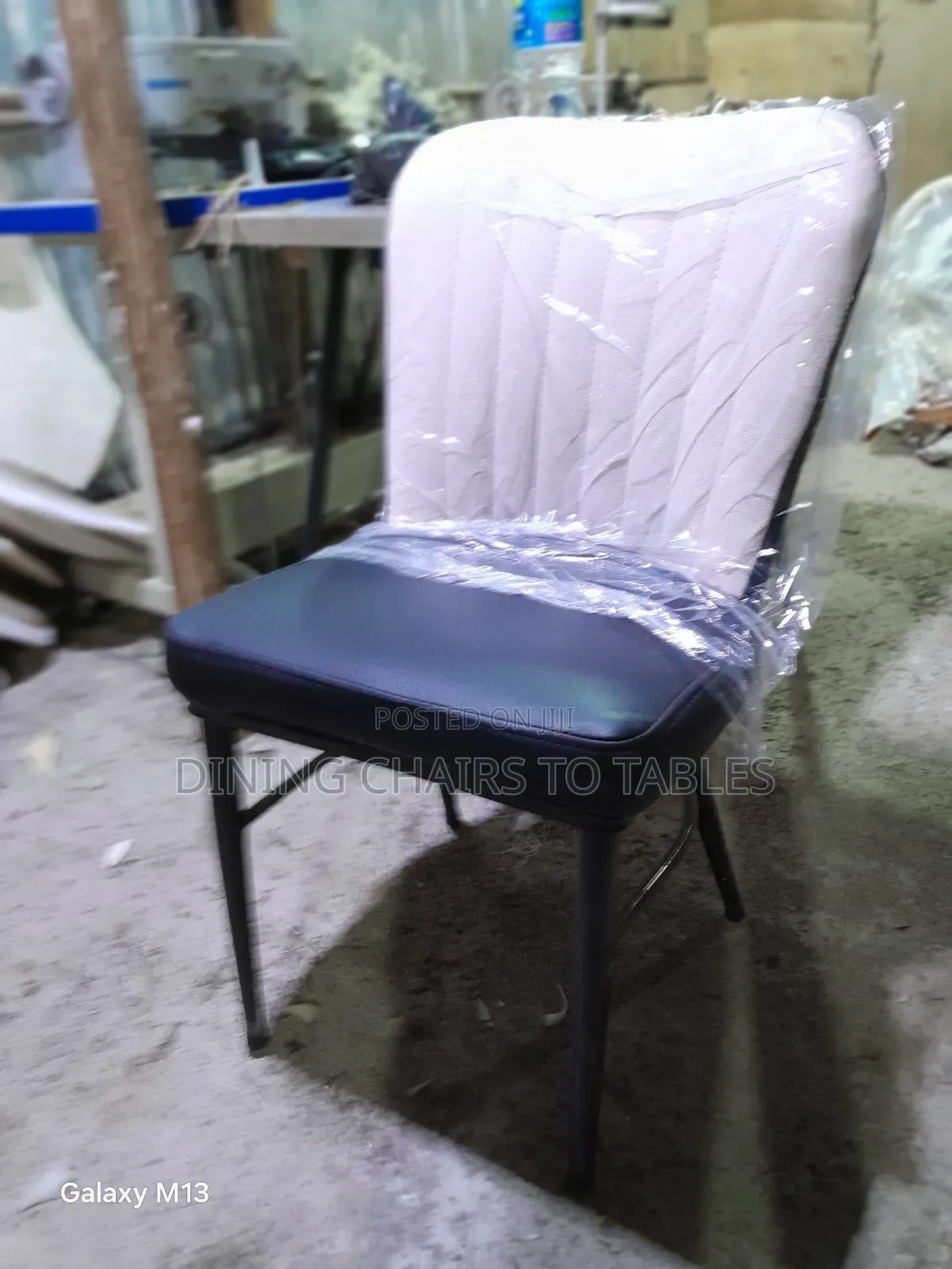 Soft Leather Chairs for Cafe Restaurant