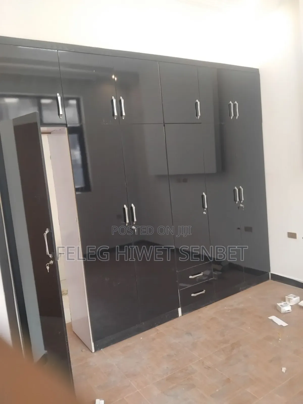 Furnished 5bdrm Villa in Bole for sale