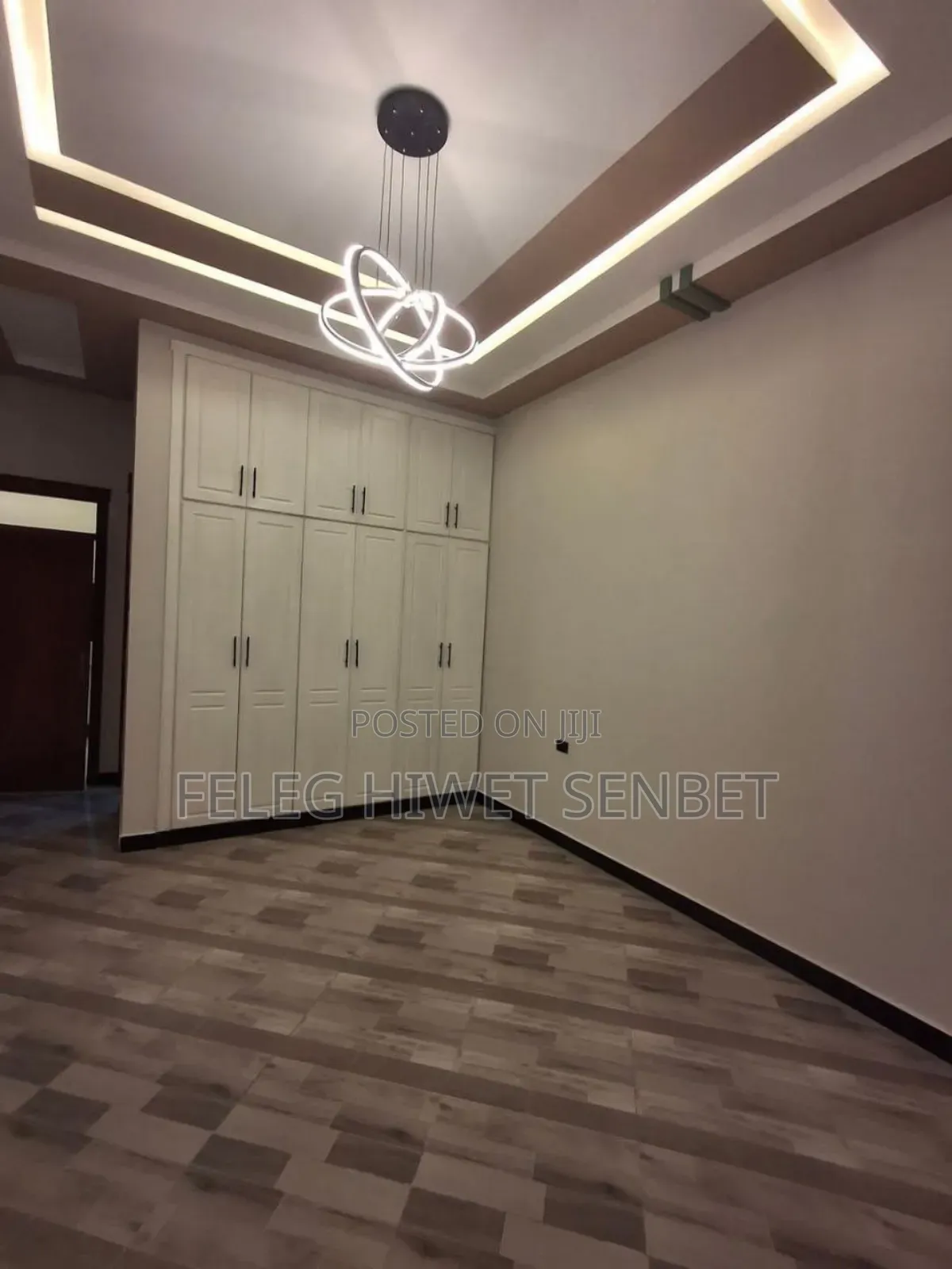 Furnished 5bdrm Villa in አ አ, Bole for sale