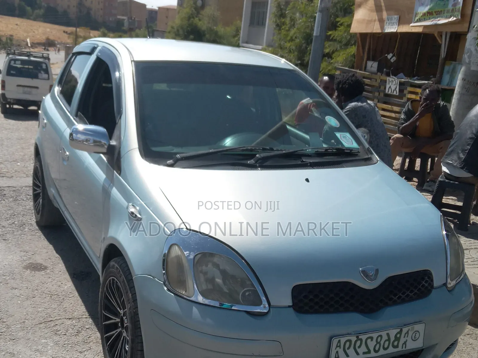 Vitz 2004 With Driver (ከ ሹፌር ጋር ነው የሚከራየው )