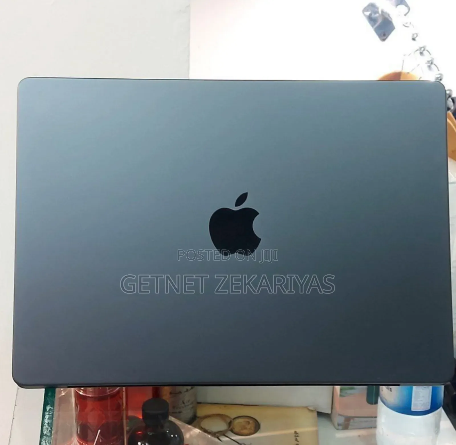 New Apple MacBook Pro 2023 M3 Pro 14-Inch 18GB Apple M3 SSD 512GB