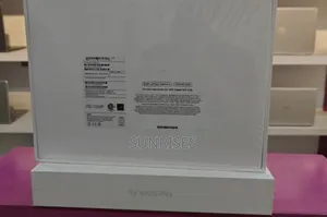 New Laptop Apple MacBook Air 2024 M3 13-Inch 8GB Apple M3 SSD 256GB