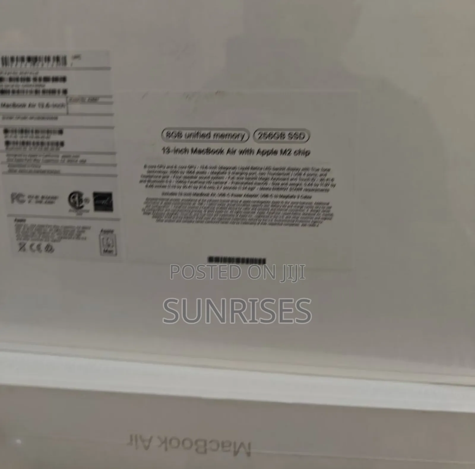 New Laptop Apple MacBook Air 2024 M3 13-Inch 8GB Apple M3 SSD 256GB