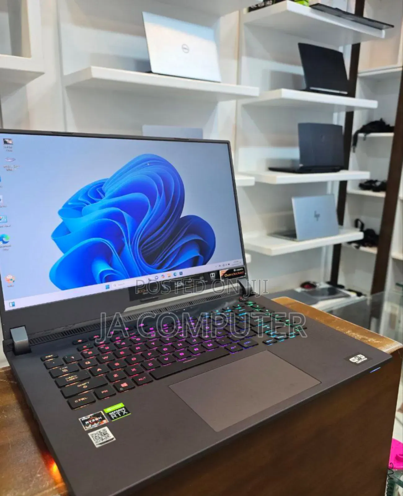 New Laptop Asus ROG Strix G15 32GB AMD Ryzen 9 SSD 1T