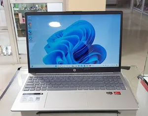 New Laptop HP Stream Notebook 8GB AMD Ryzen 5 SSD 512GB