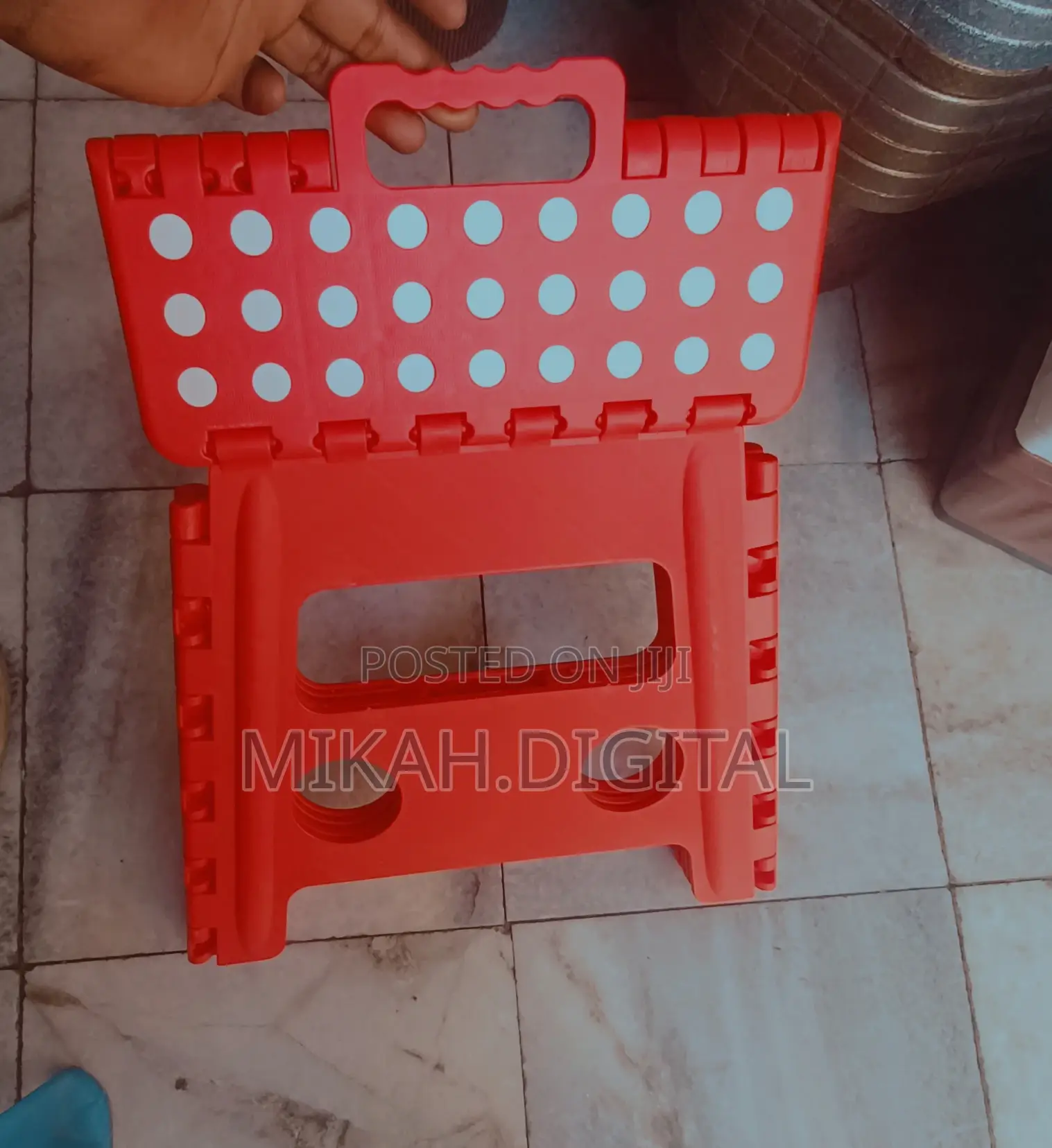 Mini Portable Plastic Chair