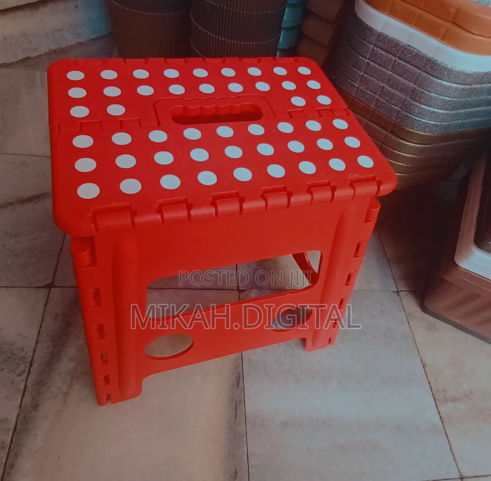 Mini Portable Plastic Chair