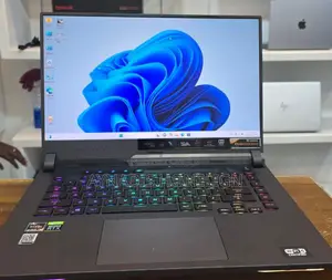 New Laptop Asus 32GB AMD Ryzen 9 SSD 1T